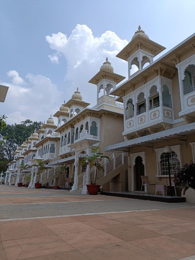 Hotel Gautam Lonavla Exterior foto